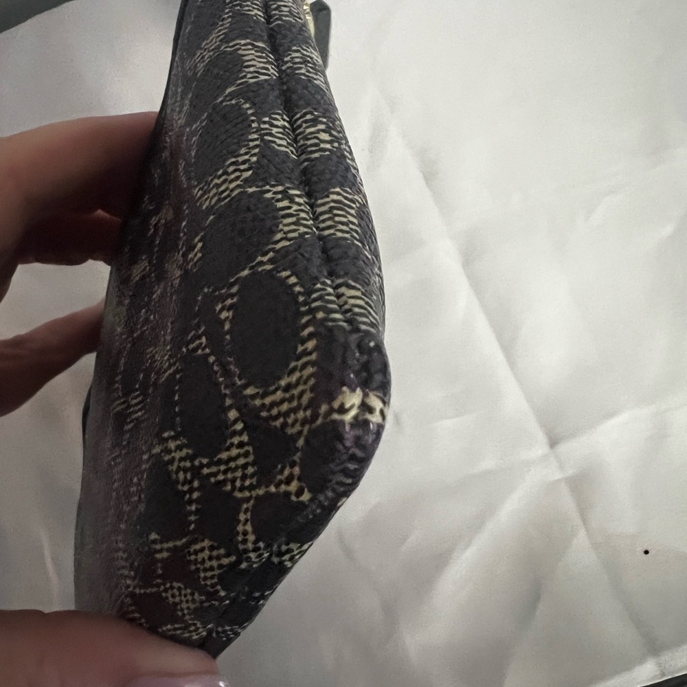 Coach Purple Signature Jacquard Wristlet - Picture 4 of 8